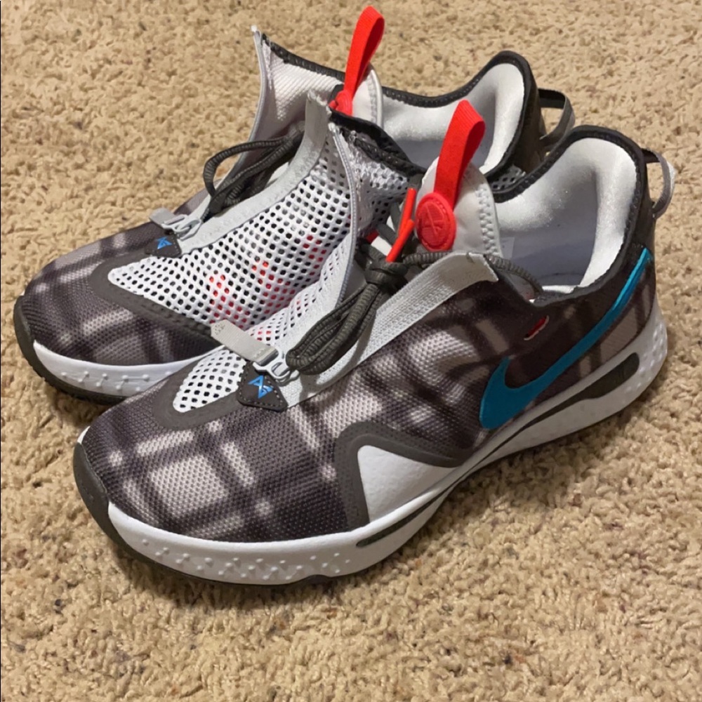 PG 4 basketball shoes size 11 worn twice